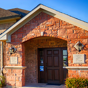 Outside view of Creekview Family Dentistry